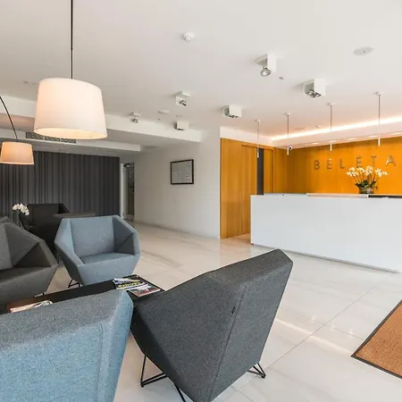 The Majestic Bel Etage Upscale With Pool Apartment
