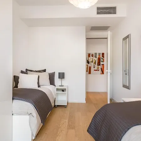 The Majestic Bel Etage Upscale With Pool Apartment Split